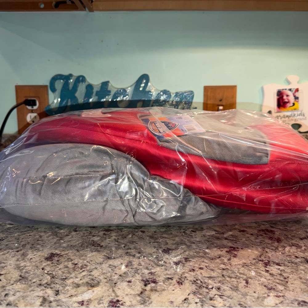Ohio State University Theme Pet Dome Bed - Picture 9 of 10